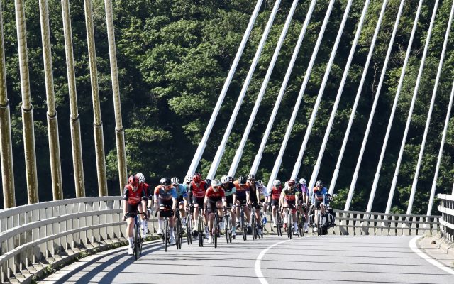 Tour du Bout du Monde : 800 Cyclos dans l'Enfer du Finistre